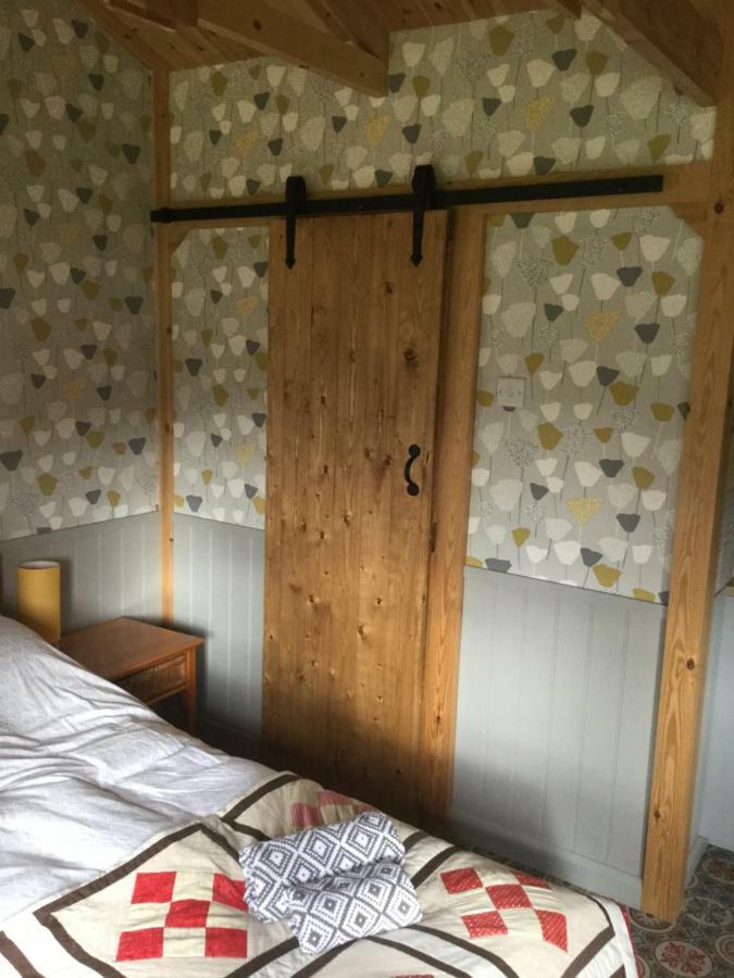 Pienook Apartment Blandford Forum Bagian luar foto